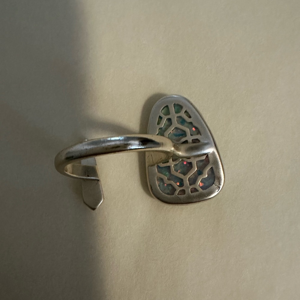 Kendra Scott Aussie Open Ring - Picture 6 of 6